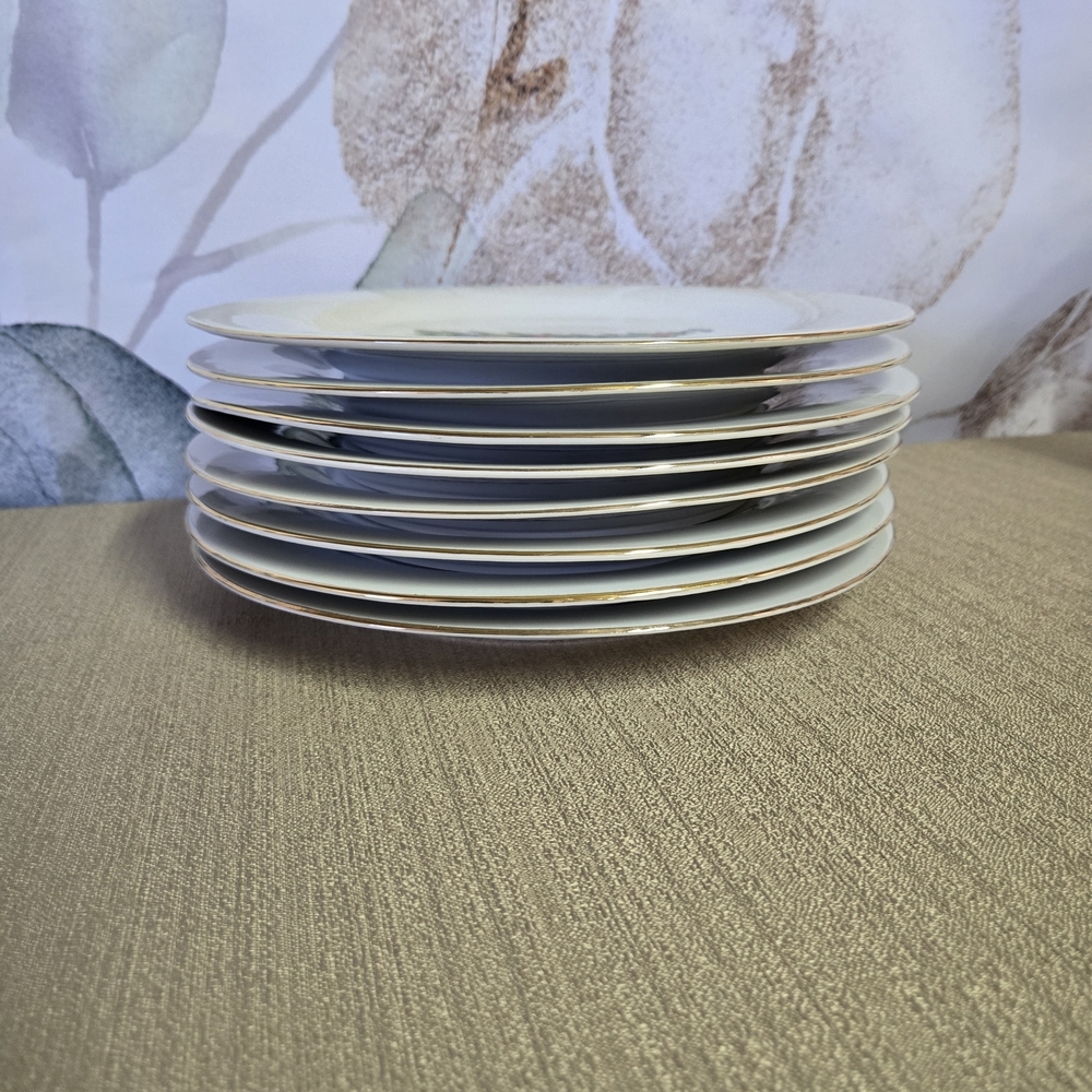 SEA GULL | FOUR  (4) Vintage Christmas Tree Gold-Lined Fine China Dinner Plates - Picture 4 of 5